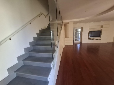 Foto Casa indipendente a Empoli Stazione - Agenzia delle Entrate di 250 m²