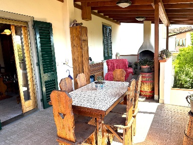 Foto Appartamento a Capraia e Limite Capraia di 105 m² con 5 locali