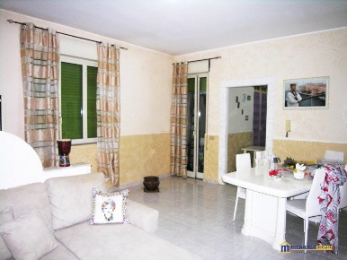 Foto Appartamento in via Dei Campi, Pachino Centro di 116 m² con 4 locali