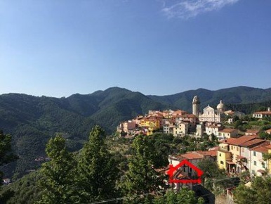 Foto Case semi ndipendenti in Castelpoggio, Carrara di 60 m² con 3 locali