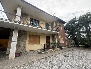 Foto Villa unifamiliare in VIA MASCAGNI, Palazzolo sull'Oglio Centro