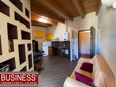 Foto Appartamento in Via Alserio, Milano Farini di 70 m² con 4 locali