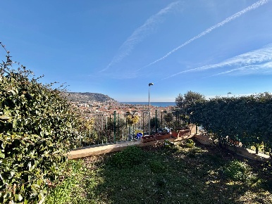 Foto Case semi ndipendenti in Via Lombardia, Pietra Ligure di 112 m²