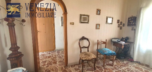 Foto Appartamento in Via Conzo, Sciacca Centro di 130 m² con 4 locali