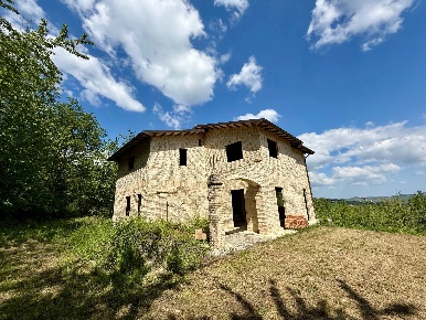 Foto Rustico a Castignano Centro di 250 m² con 7 locali in vendita