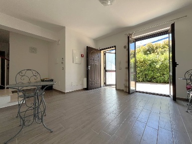 Foto Villa a schiera in viale Nausica, Borgia Roccelletta di 225 m²