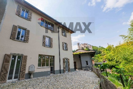 Foto Appartamento in Via A. Locatelli 8, Mapello Centro di 114 m²