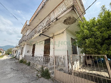 Foto Casa indipendente in Via Mulimento, Cicciano di 211 m² con 7 locali