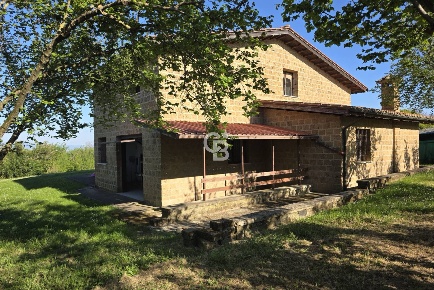 Foto Villa unifamiliare in Località Palombo S.P. 35, Carbognano di 220 m²