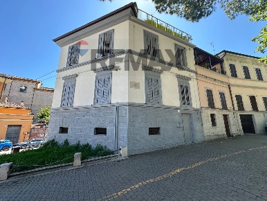 Foto Appartamento in viale felice cavallotti 2, Jesi di 60 m² con 3 locali