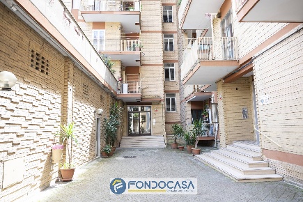 Foto Appartamento in Via John Fitzgerald Kennedy, Salerno di 100 m²