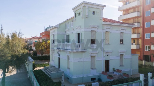 Foto Case semi ndipendenti in Lungomare Dante Alighieri 40, Senigallia