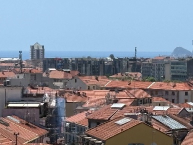 Foto Appartamento in via Mignone 13B/20, Savona di 104 m² con 5 locali