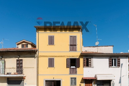 Foto Appartamento in località olmo 21, Arezzo Olmo di 281 m² con 6 locali