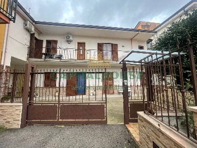 Foto Appartamento in avella, Avella di 123 m² con 3 locali in vendita