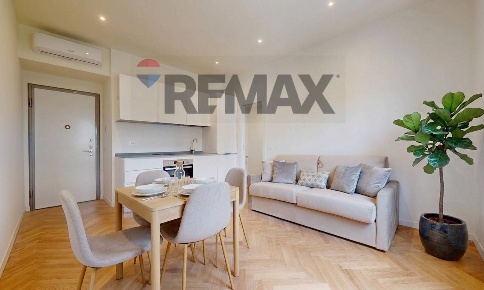 Foto Appartamento a Milano Melchiorre Gioia di 45 m² con 2 locali