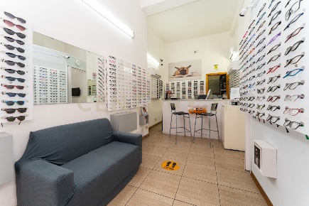 Foto Locale commerciale in Via Cibele 44, Catania Cibali di 50 m²