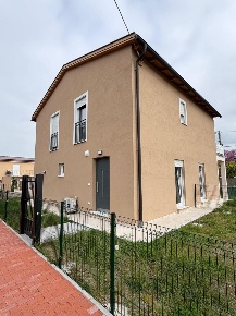 Foto Appartamento a Sarzana Bradia, Nave, San Michele di 53 m² con 2 locali