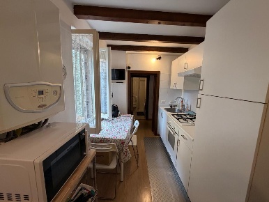 Foto Appartamento in Borgo Gazzola 20, Parma Centro Storico di 35 m²