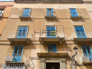 Foto Appartamento in Via Libertà, Trapani Centro di 120 m² con 4 locali