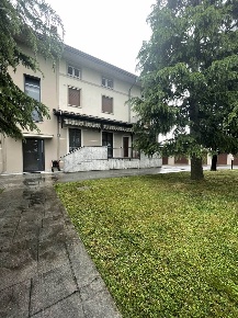 Foto Appartamento a Romano di Lombardia Centro di 92 m² con 3 locali