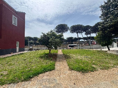 Foto Appartamento in VIA CUPA IMPARATO, Napoli Zona Ospedaliera di 200 m²