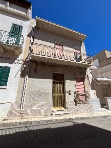 Foto Casa indipendente in Via Regina Margherita 2, Pachino Centro di 180 m²