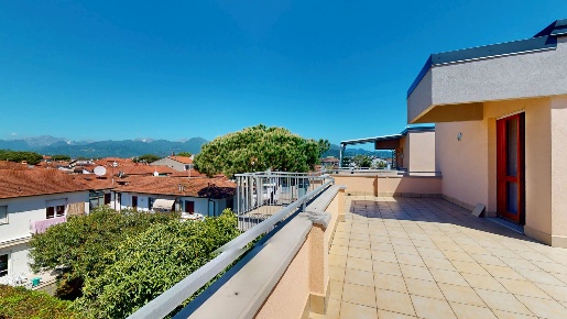 Foto Appartamento a Viareggio Marco Polo - Don Bosco di 118 m² con 7 locali