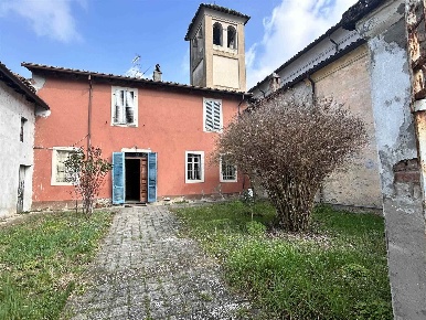 Foto Casa indipendente a San Giorgio Piacentino Viustino di 240 m²