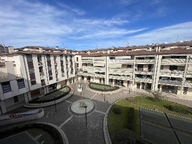 Foto Ufficio in Via Oberdan, Grosseto Stazione - Via Roma di 102 m²