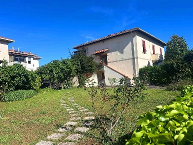 Foto Appartamento in via delle Pescine 72, Rosignano Marittimo di 168 m²