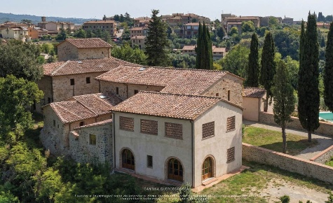 Foto Villa unifamiliare in Strada Regionale 222 Chiantigiana 12, di 240 m²