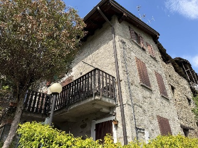 Foto Rustico in Via Provinciale, Buglio in Monte di 141 m² con 6 locali
