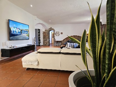 Foto Appartamento in forni  1, Suvereto Centro di 128 m² con 4 locali