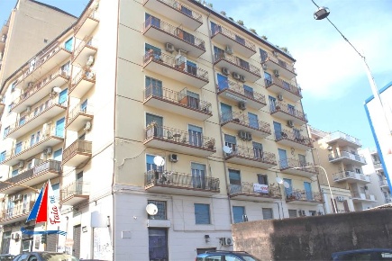 Foto Appartamento a Catania Gioeni di 118 m² con 4 locali in vendita
