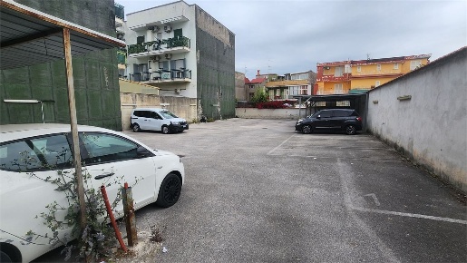 Foto Terreno edificabile a Casoria Centro di 642 m² in vendita