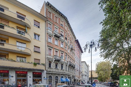 Foto Appartamento in via Stock, Trieste Roiano di 84 m² con 4 locali