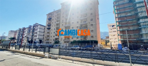 Foto Box a Palermo Sperone di 17 m² in vendita