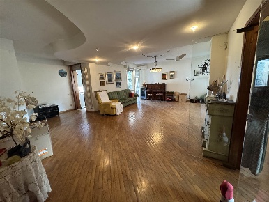 Foto Appartamento a Pisa Don Bosco di 145 m² con 5 locali in vendita