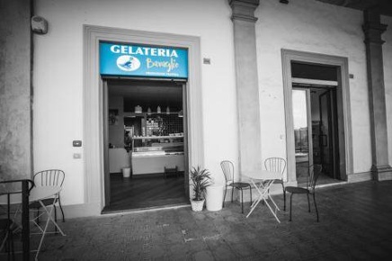 Foto Locale commerciale a Firenze Bolognese di 52 m² con 1 locali