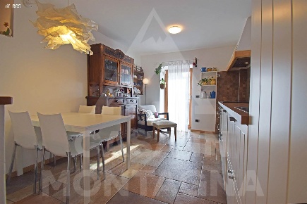 Foto Appartamento a Sover di 98 m² con 3 locali in vendita