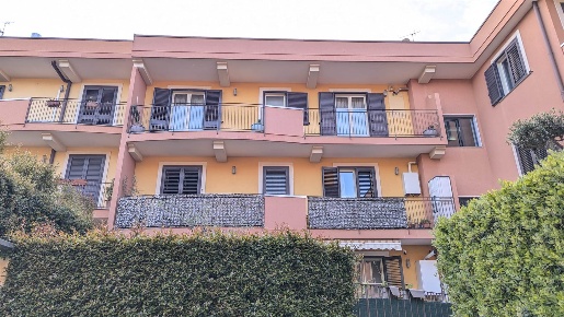 Foto Appartamento in VIA NIZZETI, Aci Catena Centro di 131 m² con 3 locali