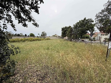 Foto Terreno edificabile a Soleminis di 300 m² in vendita