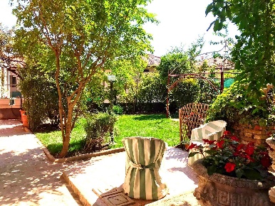 Foto Villa unifamiliare a Brescia Sant'Eufemia - Caionvico di 250 m²
