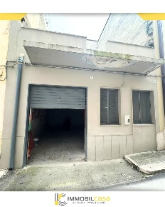 Foto Garage a Altamura di 55 m² con 1 locali in vendita