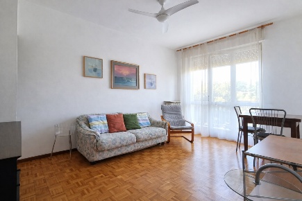 Foto Appartamento a Arona di 65 m² con 2 locali in affitto