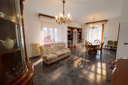 Foto Appartamento a Vicchio Centro di 110 m² con 5 locali in vendita