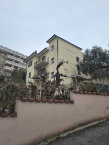 Foto Appartamento in Via Avegno, Roma Pisana - Bravetta di 65 m² in vendita