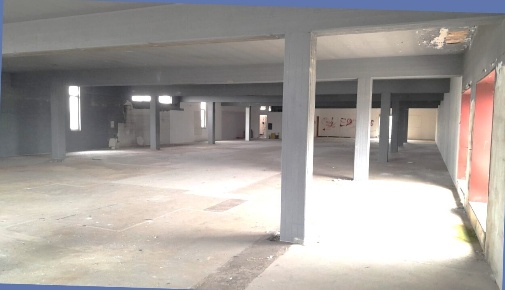 Foto Locale commerciale a San Benedetto del Tronto Porto d'Ascoli di 682 m²
