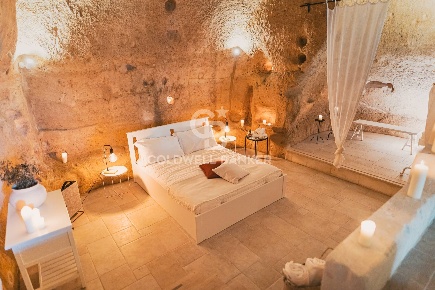 Foto Attività commerciale in Via San Pietro Caveoso 5, Matera Centro
